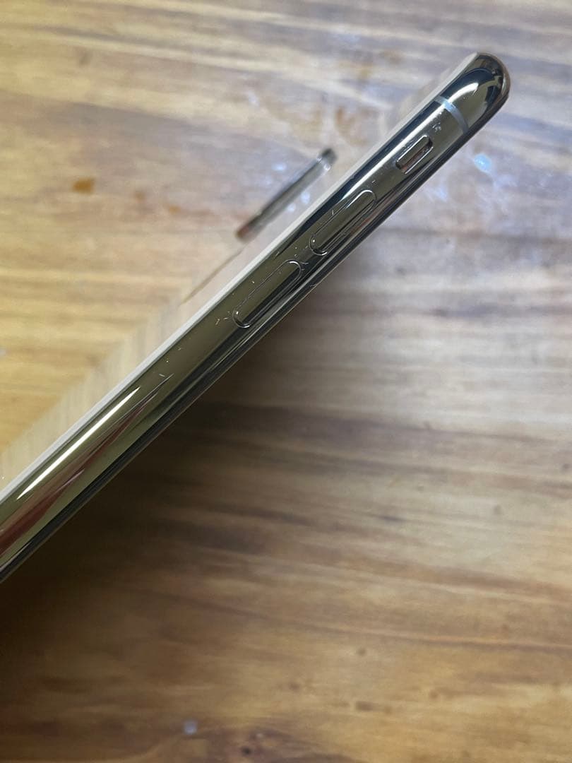 iPhone XS ゴールド64GB FaceID使用不可 - メルカリ