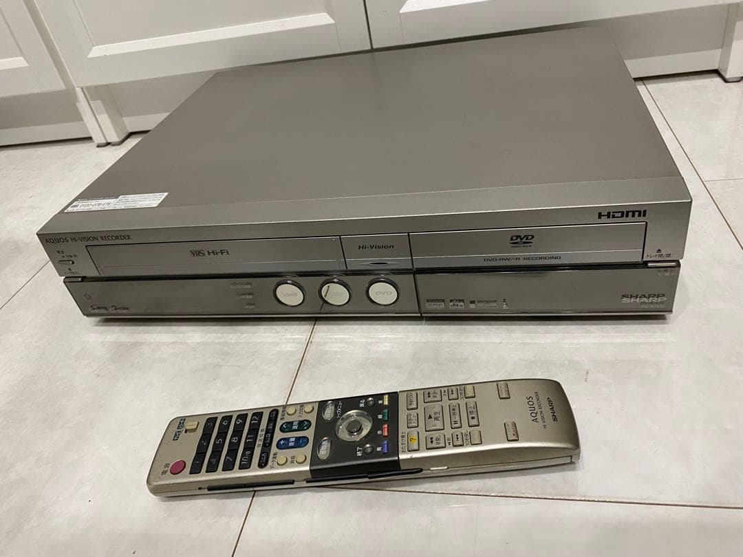 SHARP AQUOS DV-ACV32 デジタルハイビジョンレコーダー ビデオ搭載フルハイビジョンレコーダー