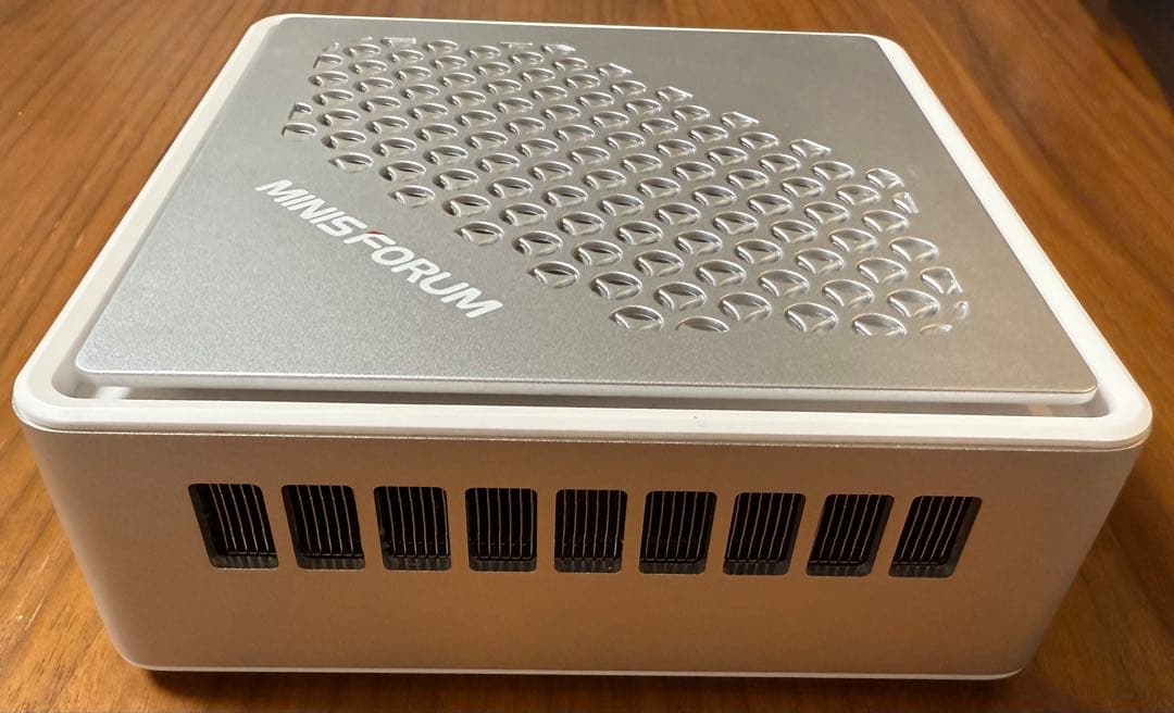 Minisforum EliteMini HM90 1TB メモリ32GB