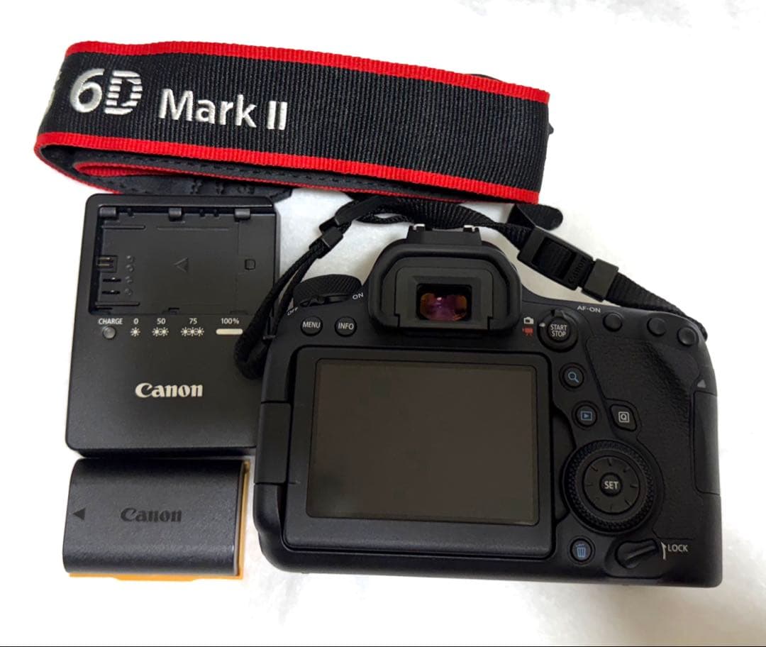 Canon EOS 6D Mark II 本体