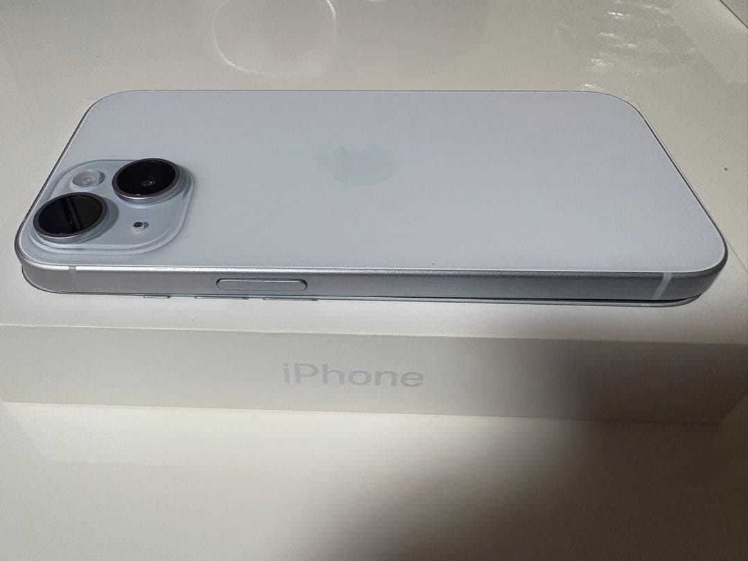 Apple iPhone 15 128GB ブルー