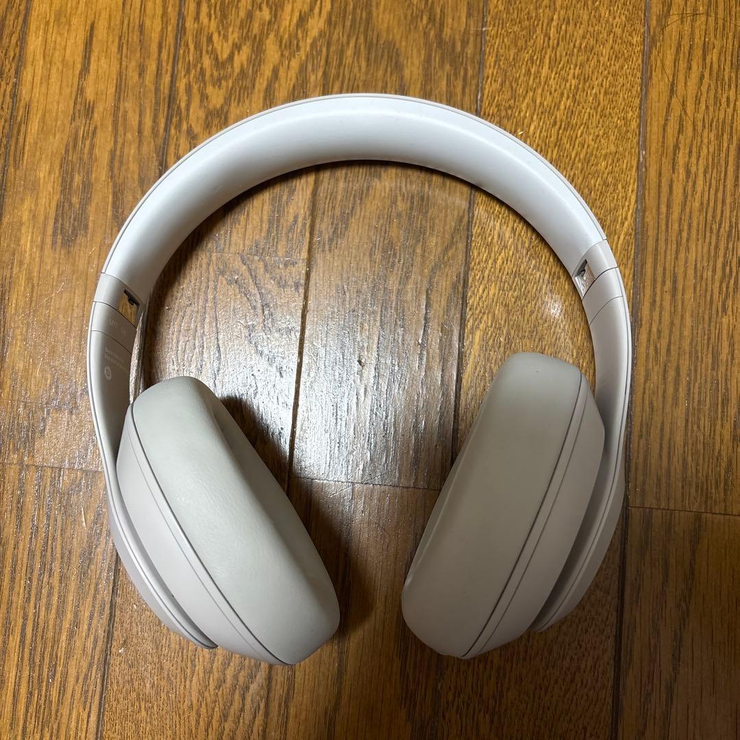 【beats studio pro】ホワイト ワイヤレスヘッドホン