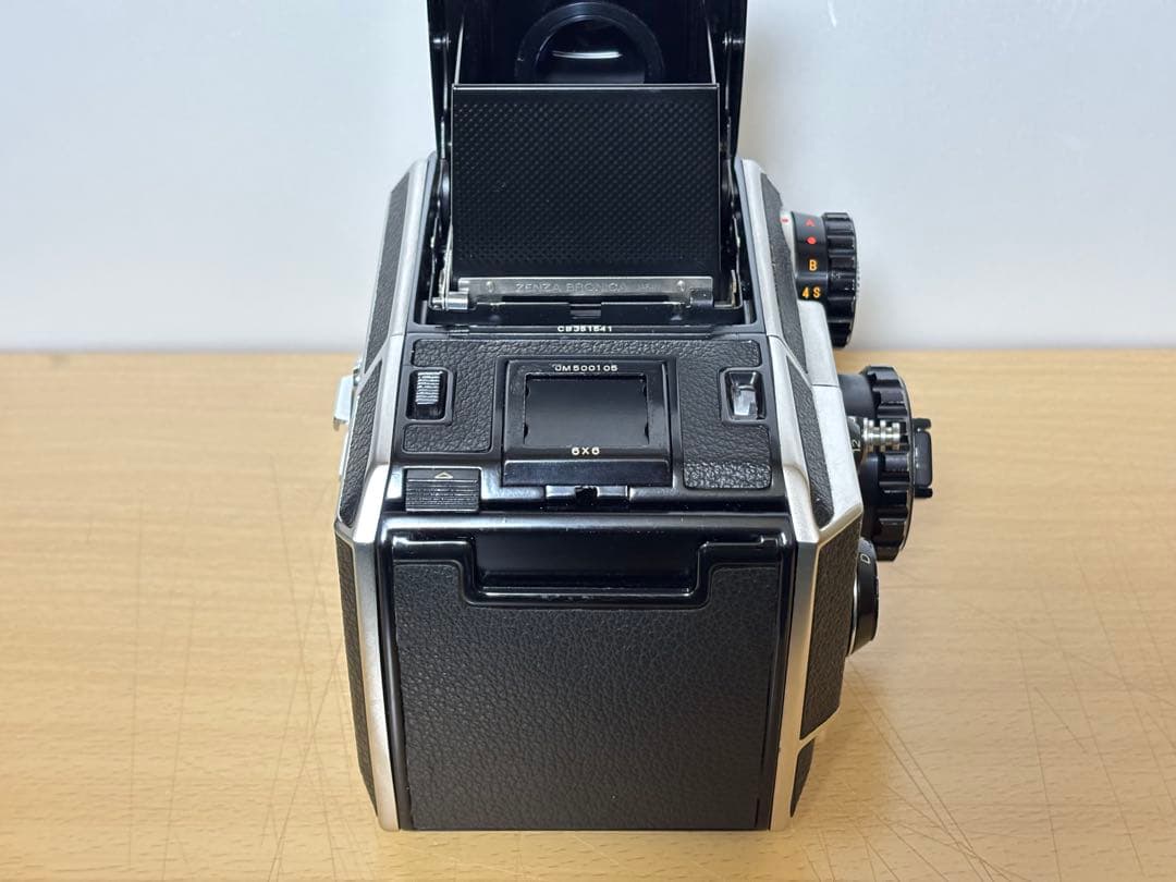 ブロニカ EC-TL レンズ付き 中判カメラ