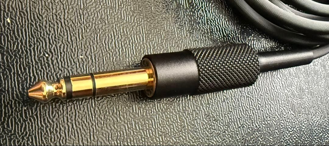 【美品です！】ソニー モニター有線ヘッドホン MDR-MV1