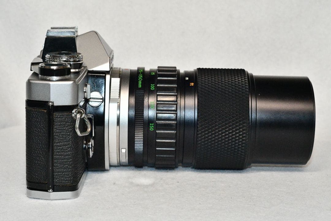 《動作品》OLYMPUS OM-1+中望遠ズームレンズ付きa404