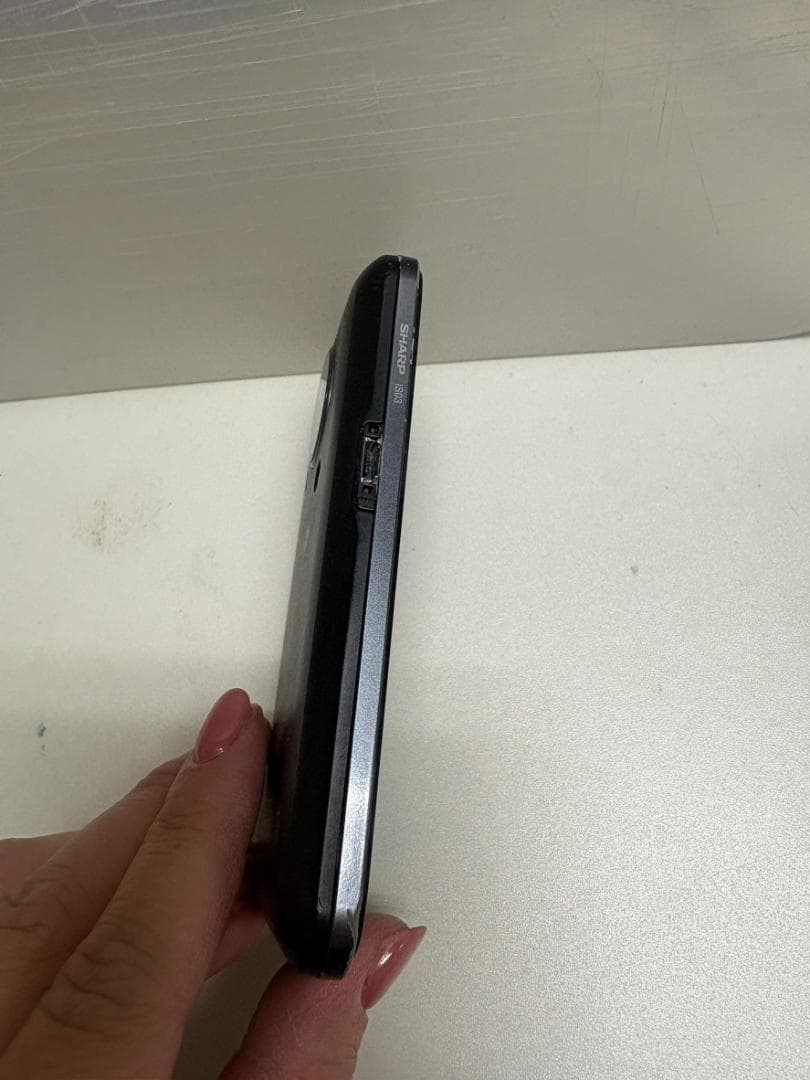 Android　au KDDI　IS03　SHARP　中古　スマホ