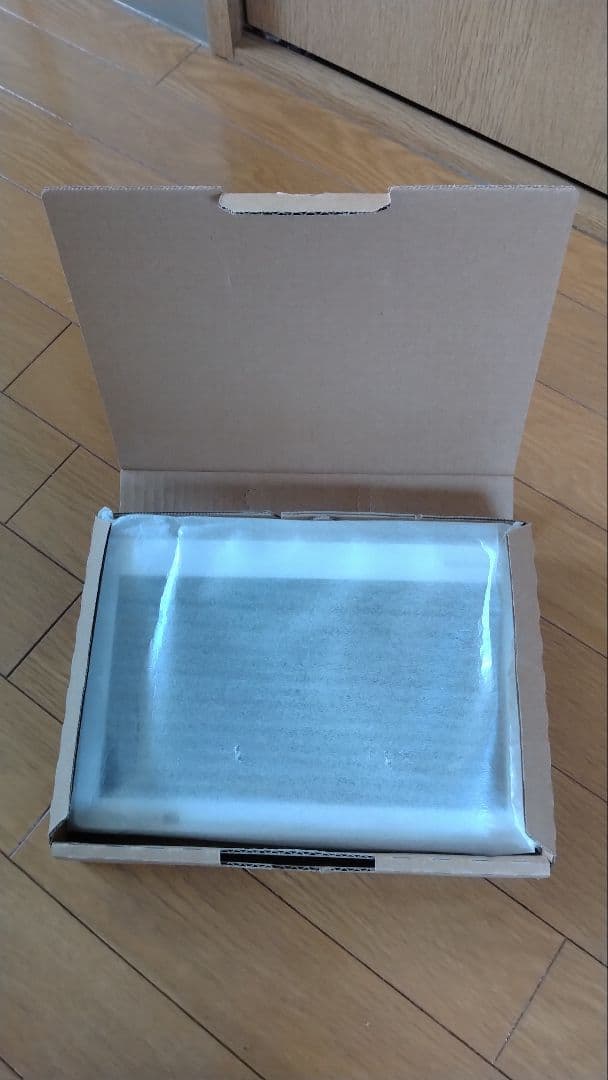 Panasonic UN-10E8-W プライベート・ビエラ 2018年モデル