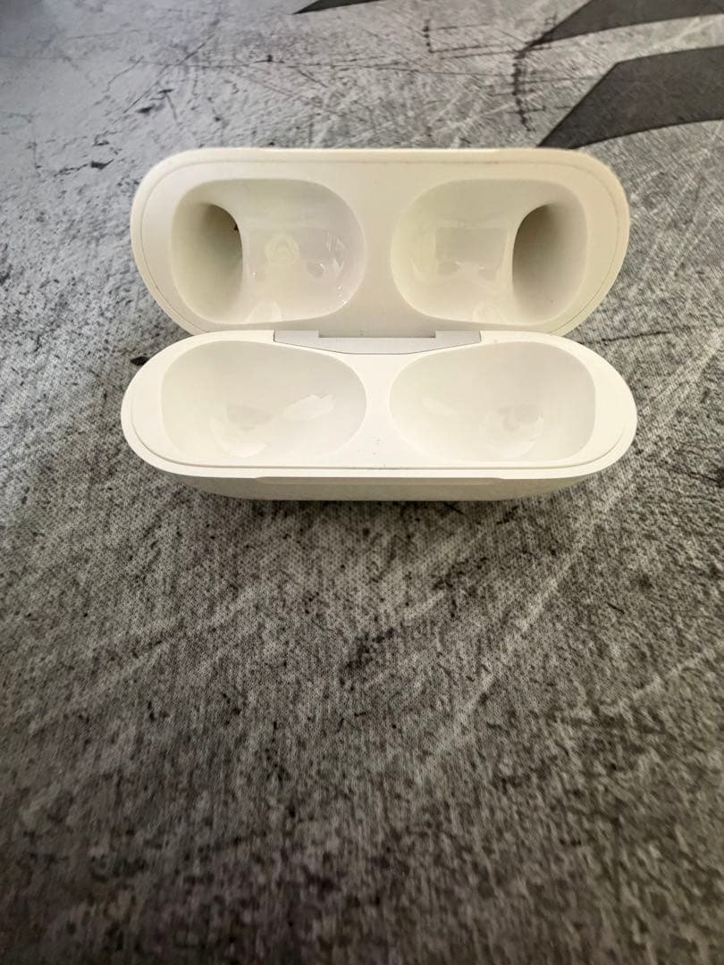 【美品】AirPods Pro第1世代