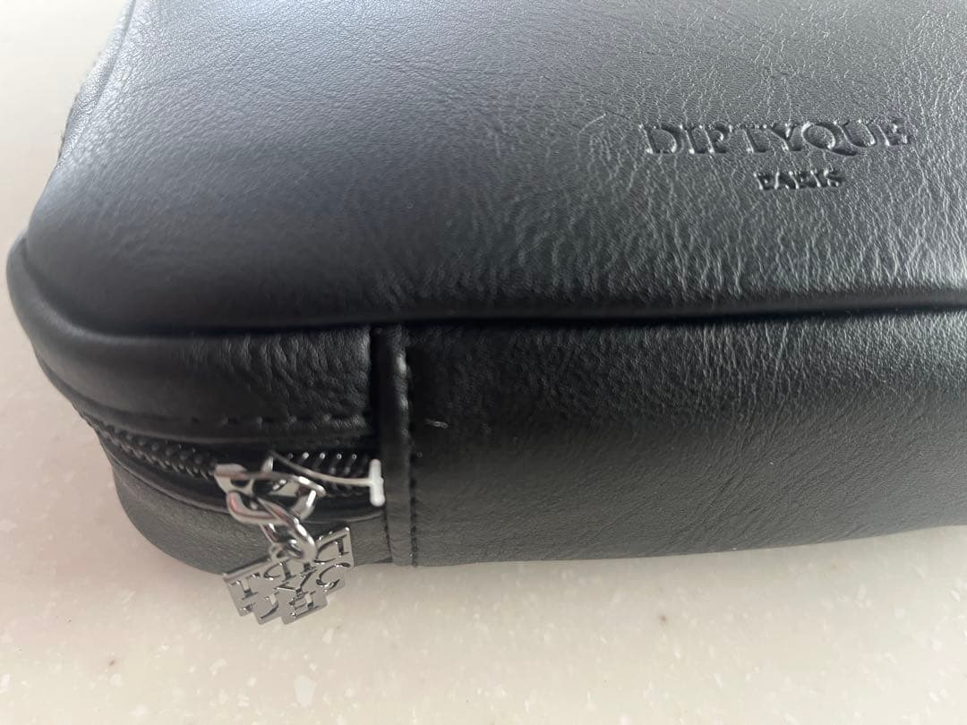 Diptyque 新品】カタール航空ビジネスクラスアメニティポーチ (香水