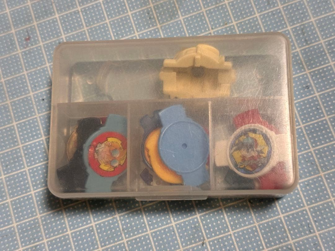 爆転シュート ベイブレード ビットチップ ケース付きまとめ売りセット