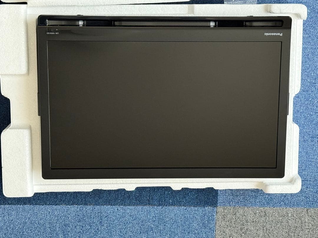 Panasonic VIERA 19インチ UN-19J10-K 本体
