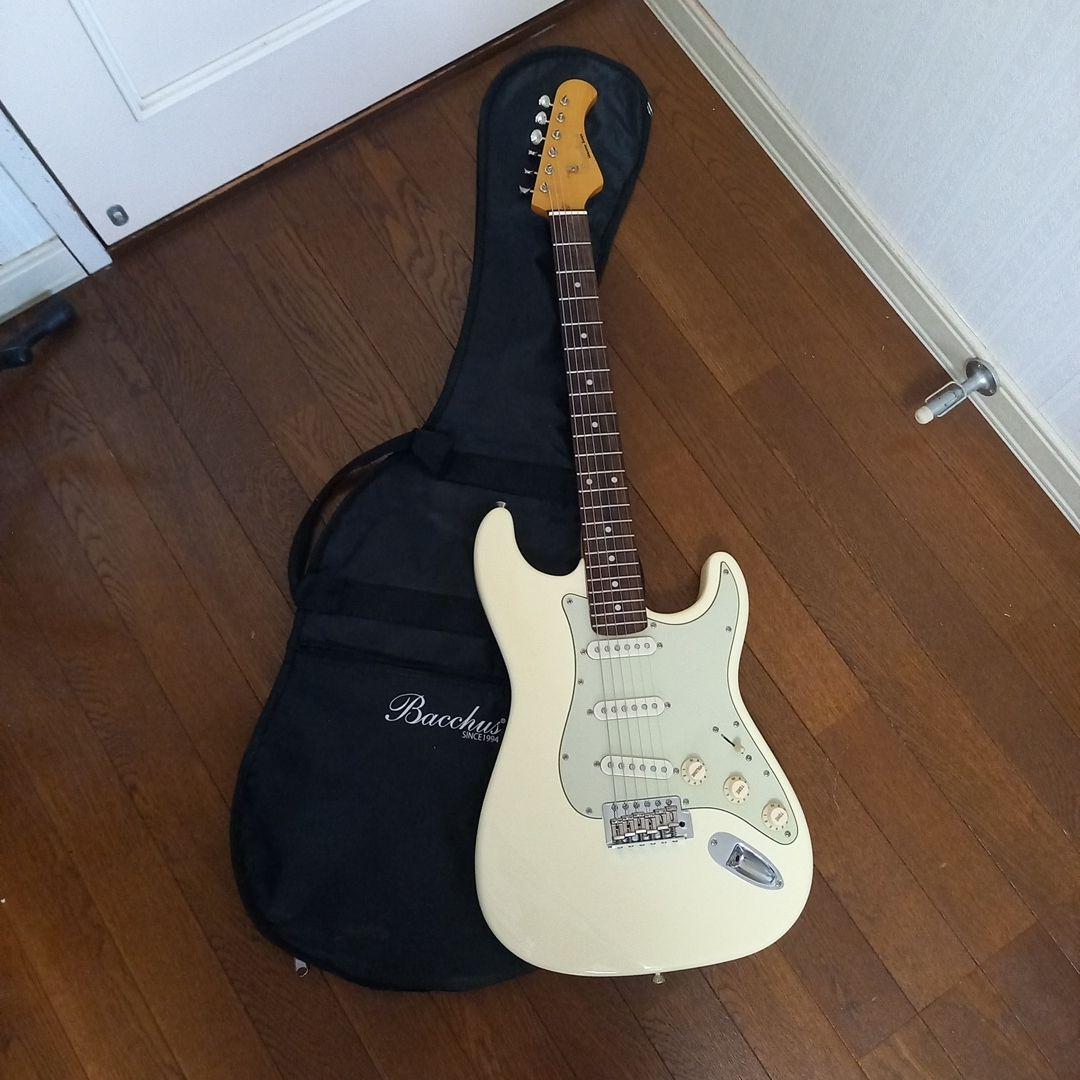 希少旧金ロゴ・美品』Bacchus BST universe series - メルカリ