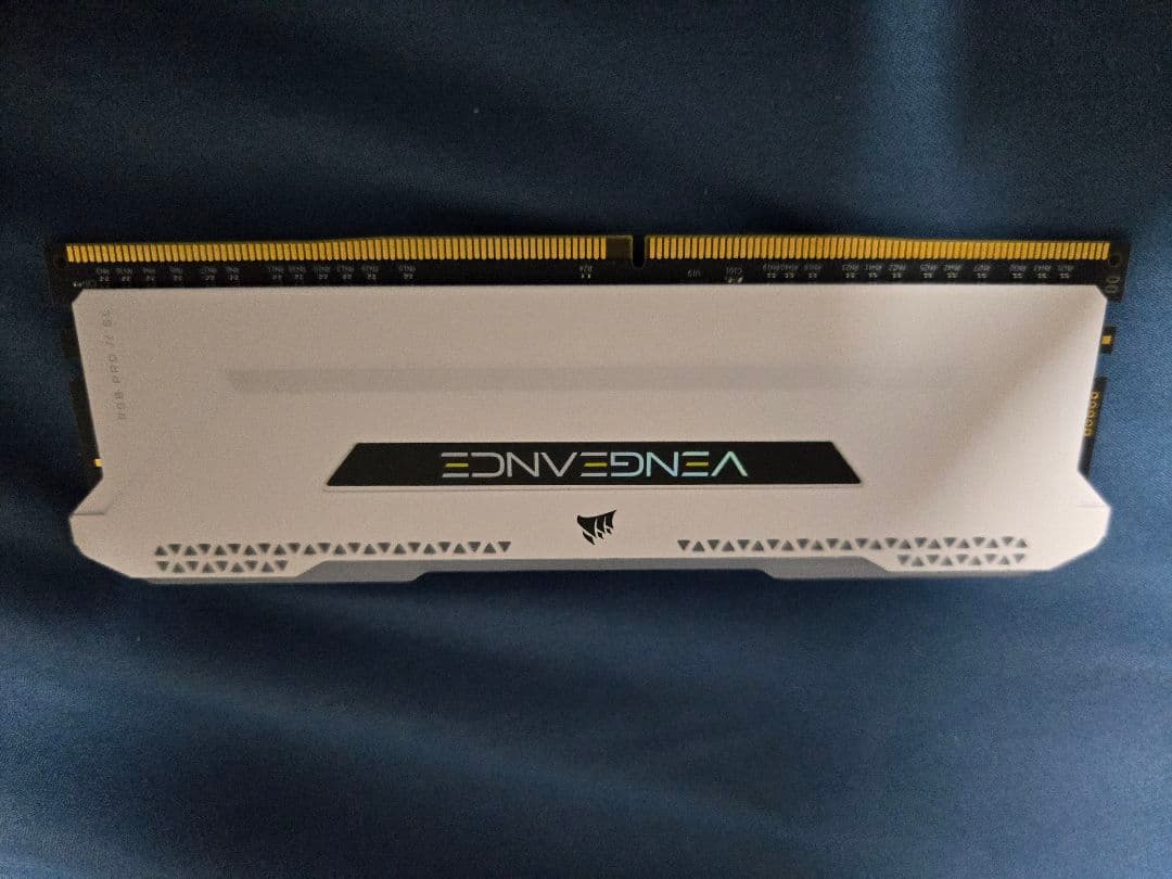 Corsair DDR4 VENGANCE RGB PRO SL　64GB