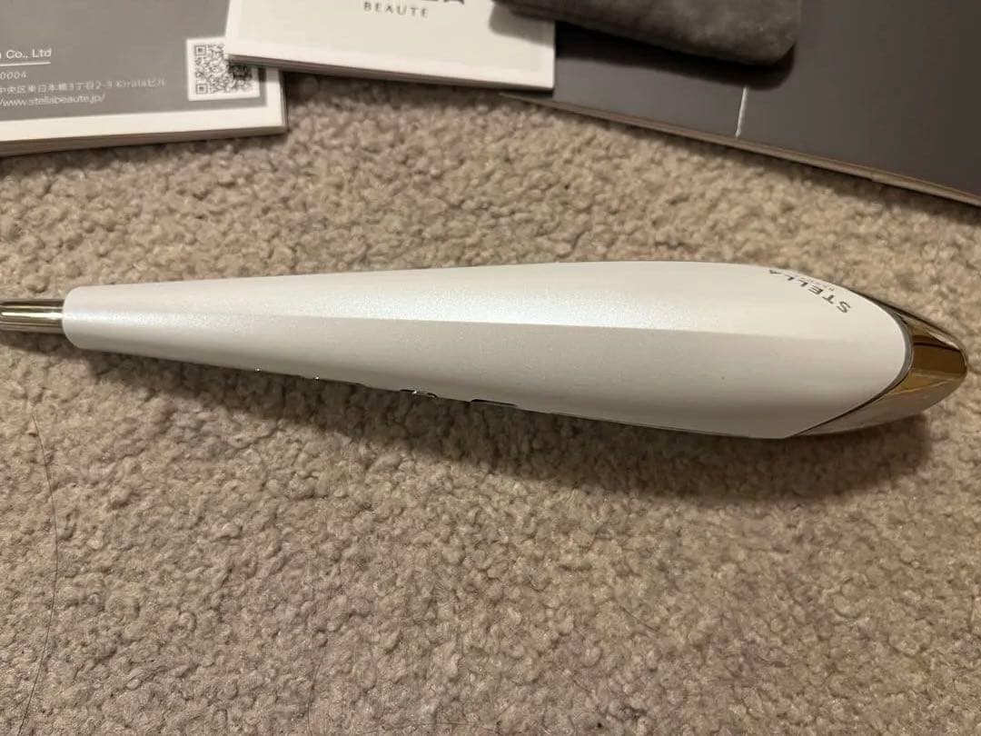 美品★STELLA BEAUTE ビューティフェイススティック 2.0 白