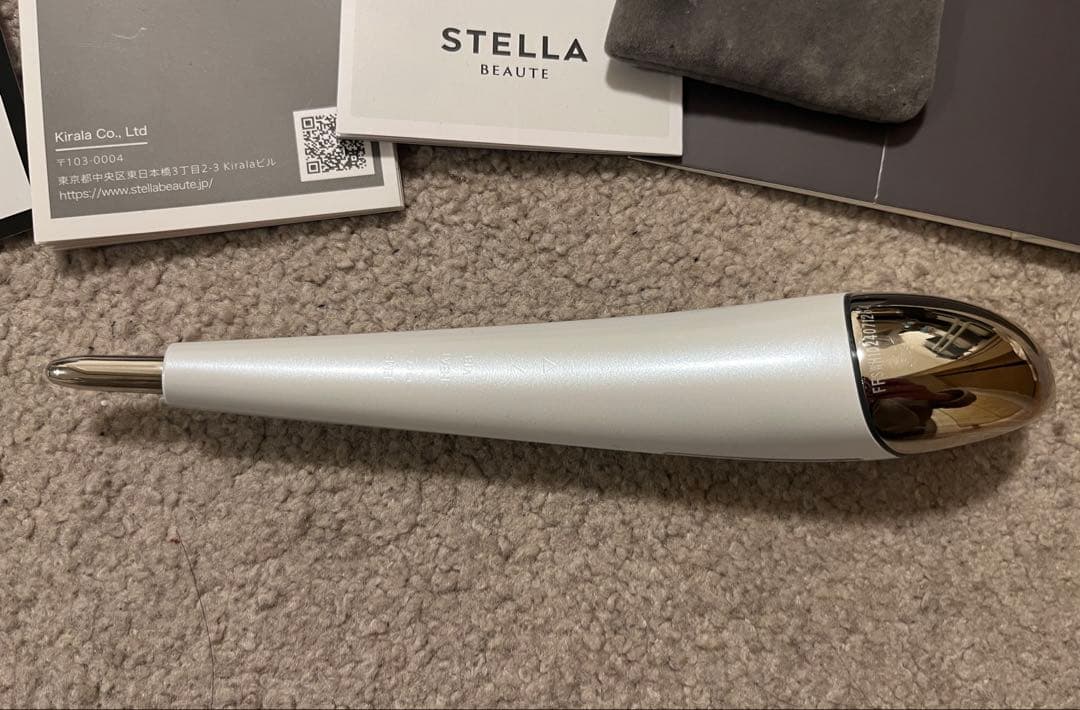 美品★STELLA BEAUTE ビューティフェイススティック 2.0 白