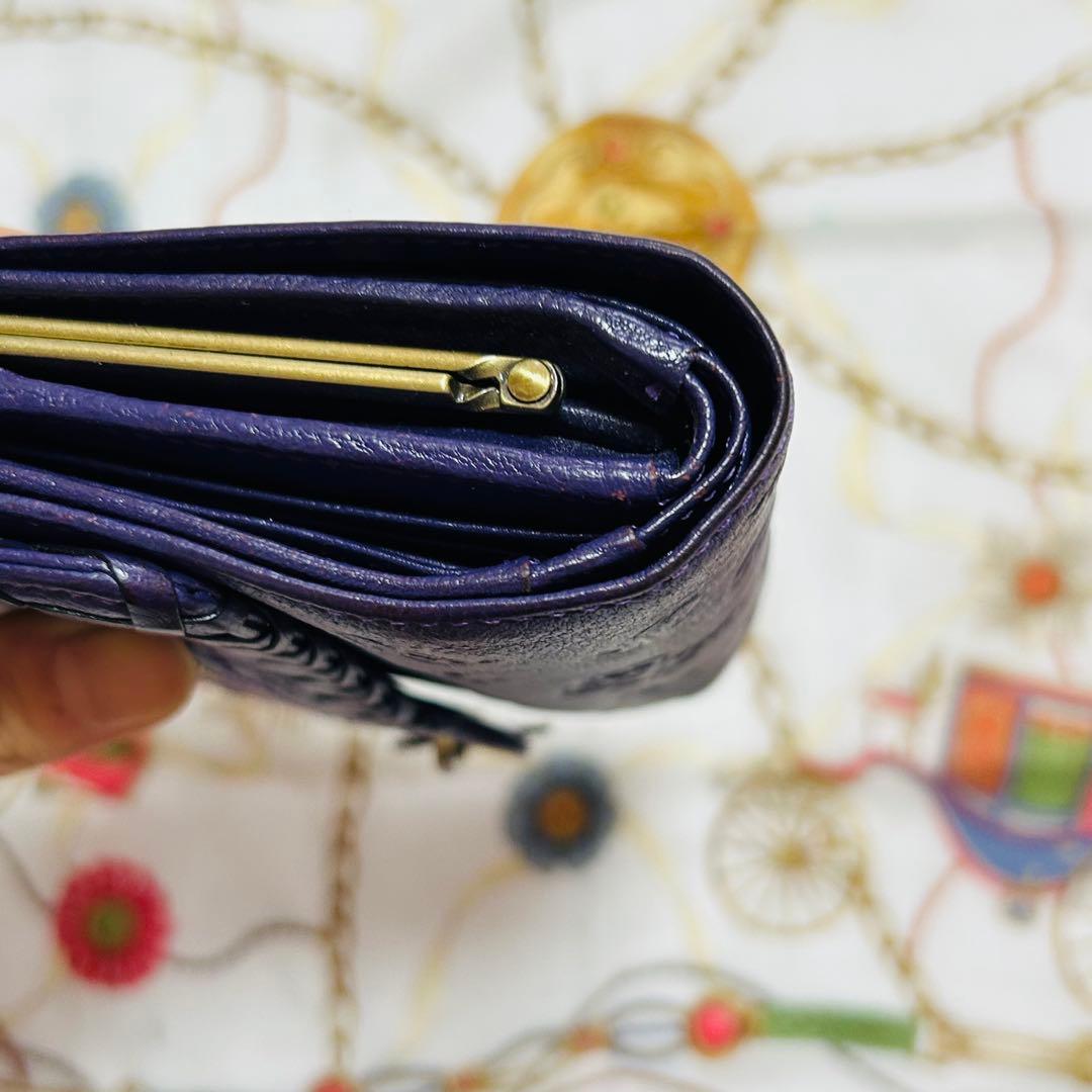 《アナスイ》バタフライチャーム付 エンボスレザー 2つ折りがま口財布 口金 箱付