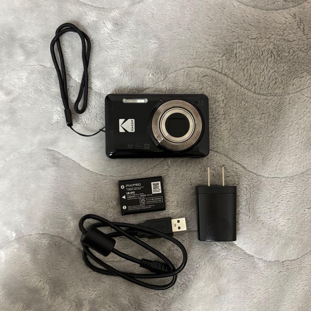 デジタルカメラ Kodak fz55 black