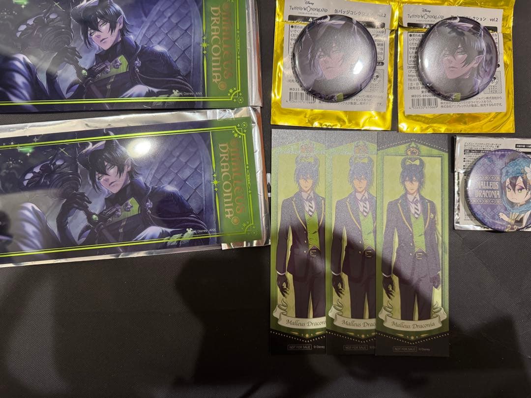 ツイステ ポップアップ AGF クリアカード 缶バッジ マレウス ディア