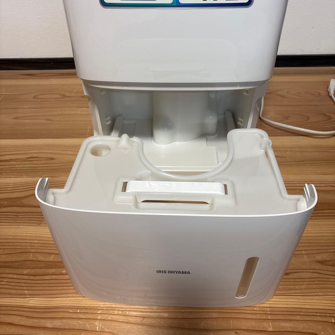 IRIS OHYAMA 除湿機 12L/日空気清浄機17畳中古品