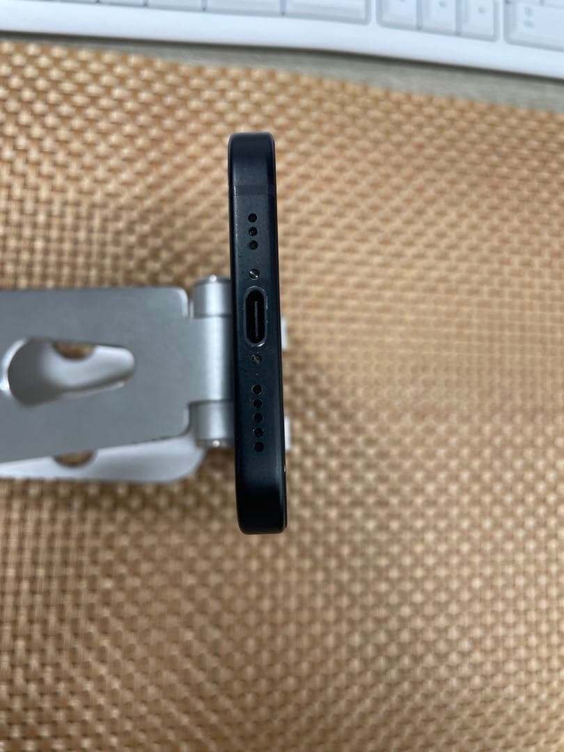 iPhone 15 256 GB ブラックSIMフリー【8914】