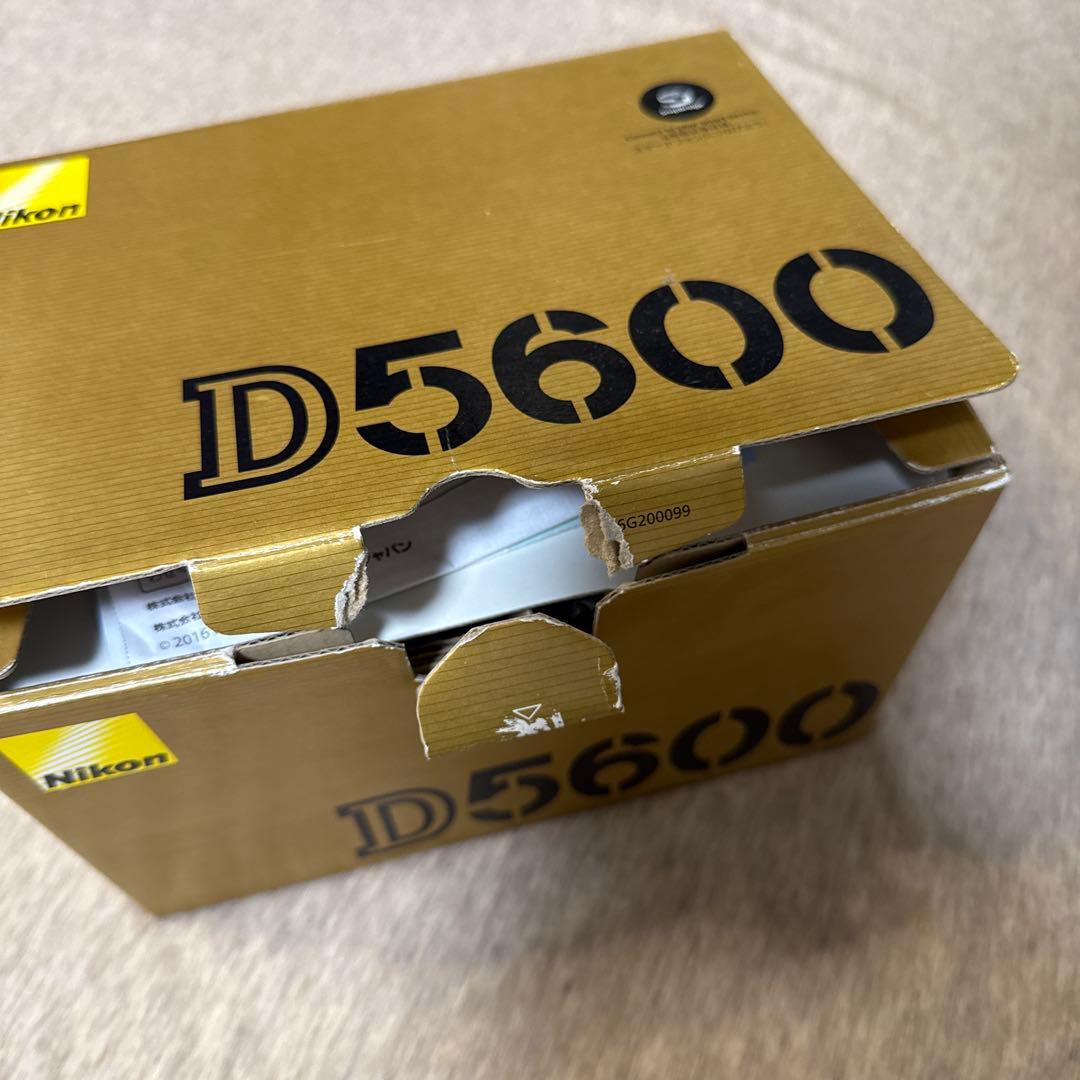 ■ 美品 ■ ニコン　Nikon D5600 ボディ ≪S数6356回≫