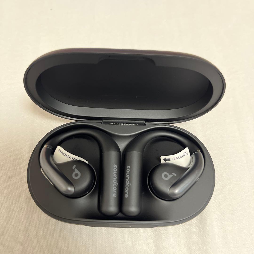 イヤホン Anker soundcore AeroFit Black Soundcore AeroFit | オープンイヤーイヤホンの製品情報 | Anker Japan