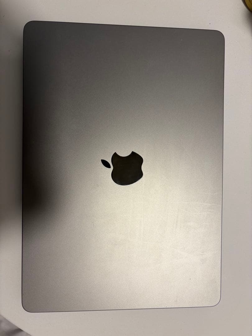 13インチMacBook air M3 2024年製(MOFT ケース付)