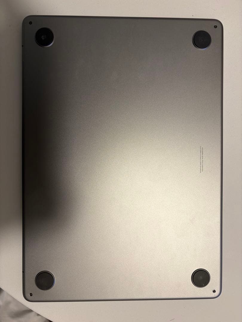 13インチMacBook air M3 2024年製(MOFT ケース付)