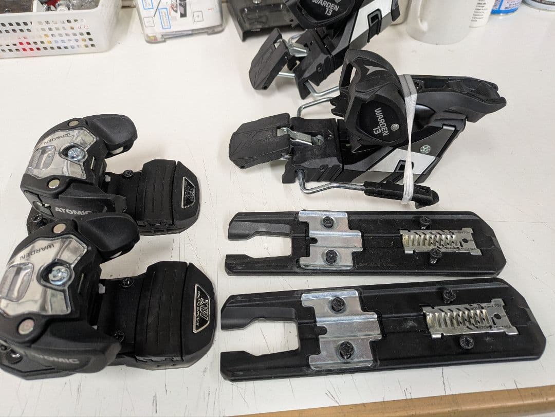 ATOMIC　WARDEN13MNC　ブレーキ幅100mm ATOMIC（アトミック） ビンディング ATOMIC WARDEN 13 MNC Black/Gold