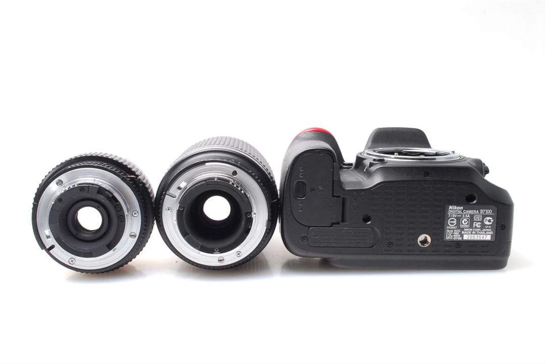 ✨高速連射✨Nikon D7100✨ダブルレンズ✨6400ショット✨超望遠✨