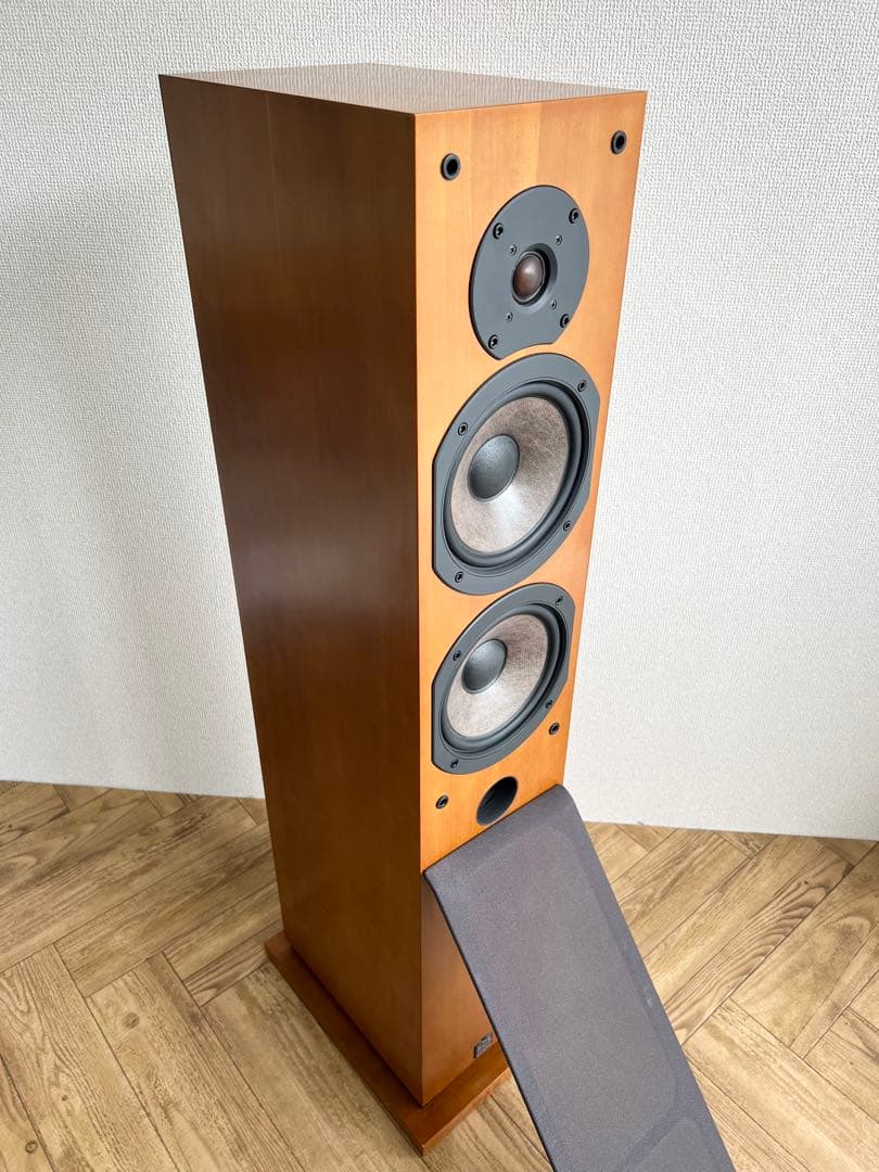 黒犬 ③ メルカリ便 ONKYO オンキョー　D-605F スピーカー