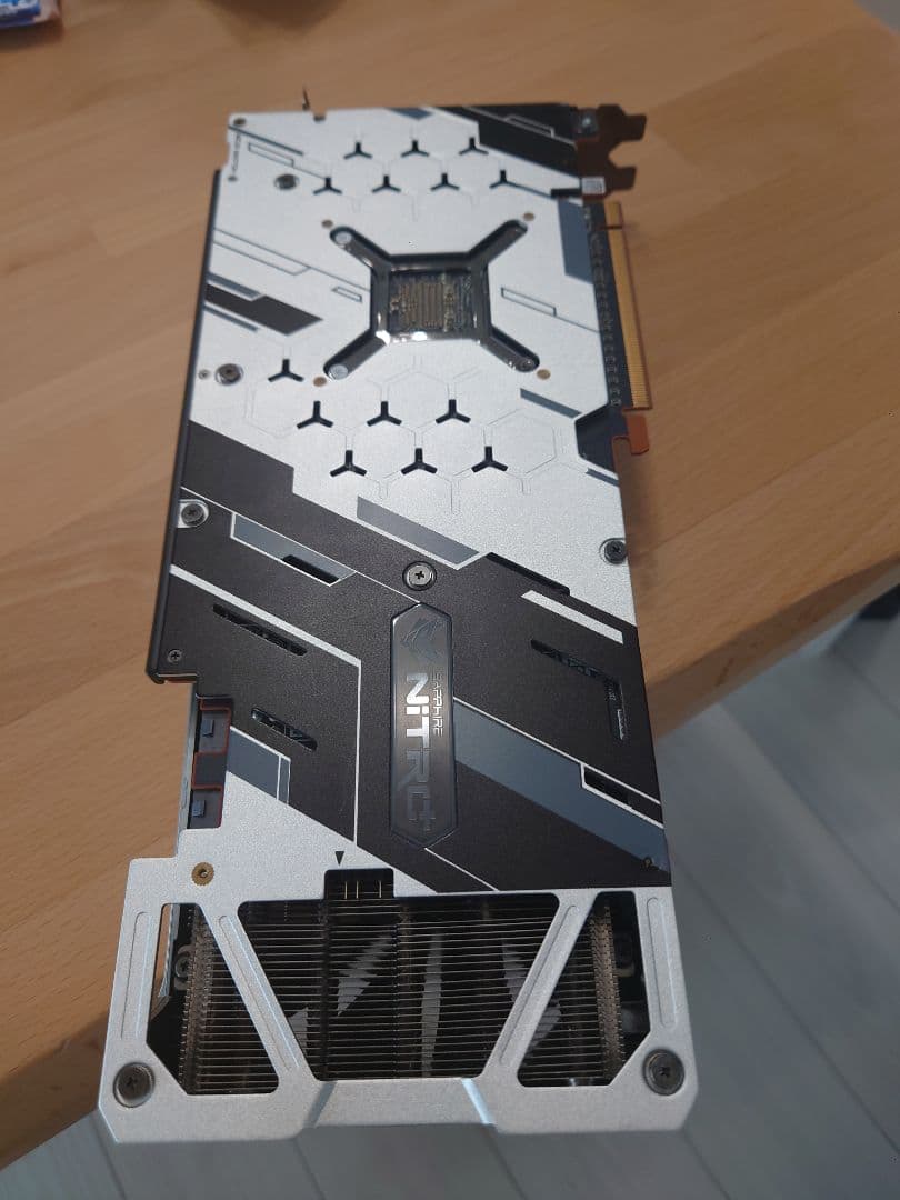 グラフィックボード・グラボ・ビデオカード RX5700XT Sapphire nitro+