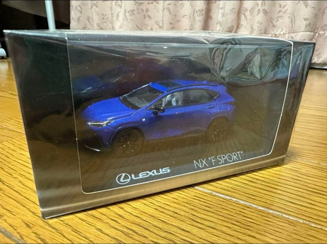 ミニカー LEXUS NX \"FSPORT\"