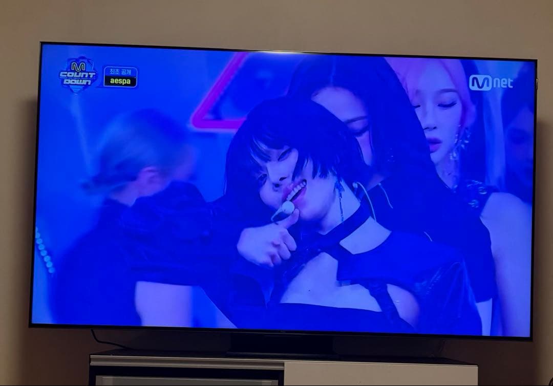 ［ほぼ新品］TCL 75V 4Kテレビ 量子ドットMiniLED 75QM8B