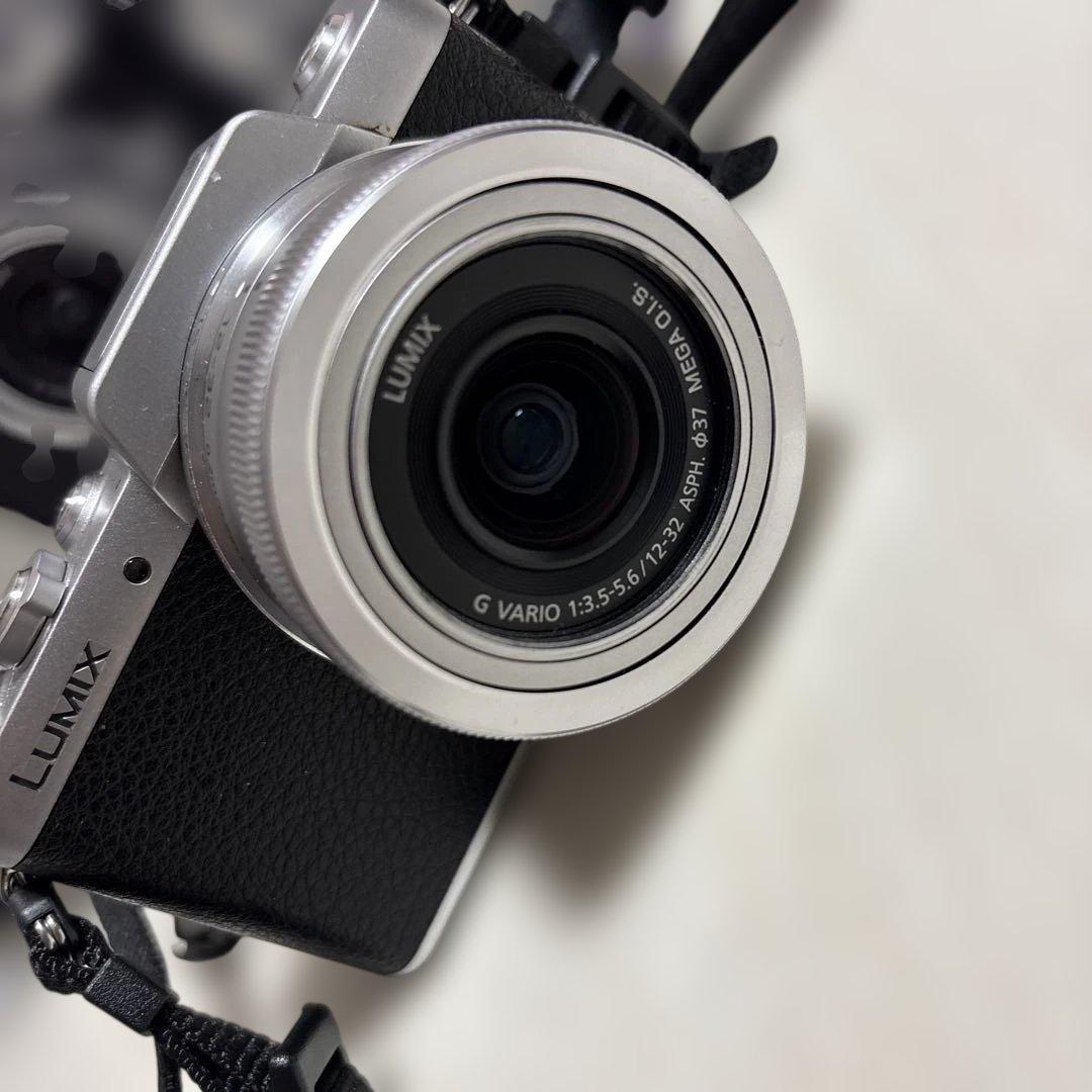 Panasonic DMC-GF7W ミラーレス一眼カメラ