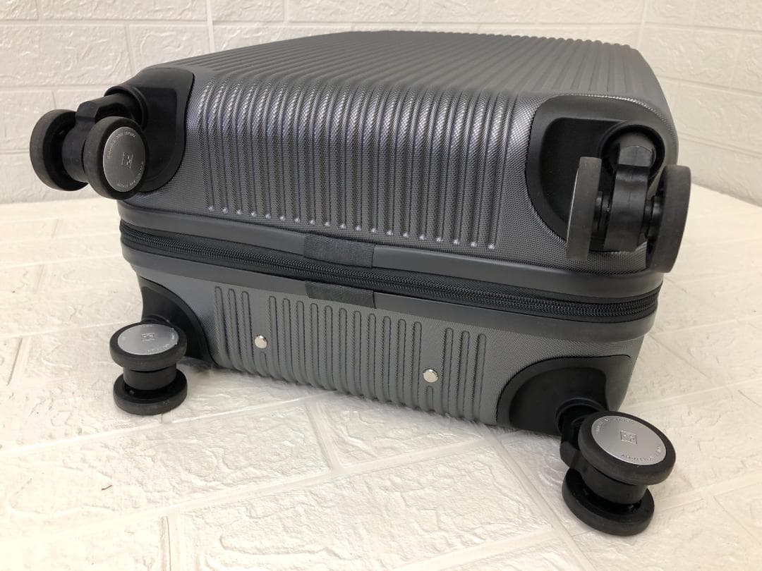 スイスミリタリー スーツケース 38.5L 機内持ち込みサイズ SM-C920