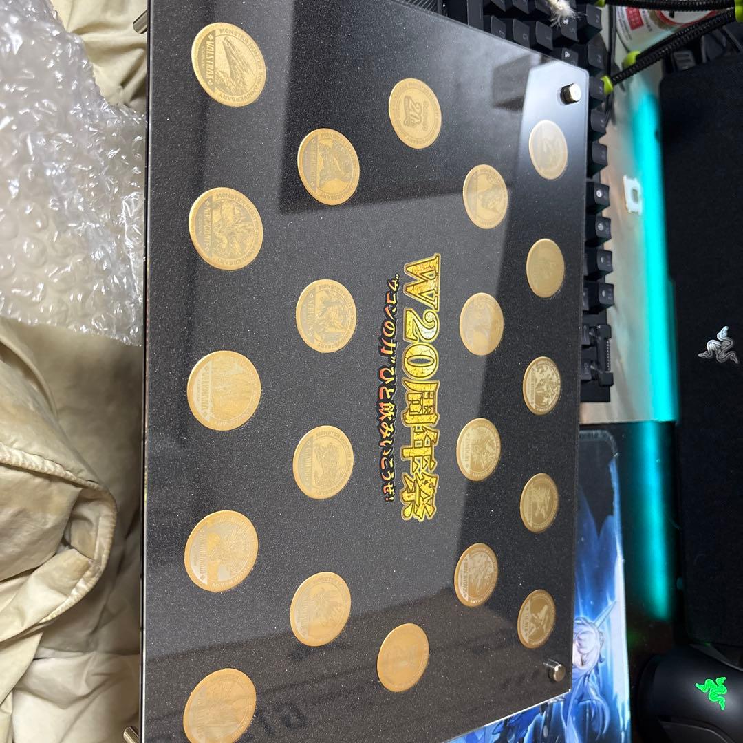 モンスターハンター W20周年記念メダルコレクション 世界限定20個