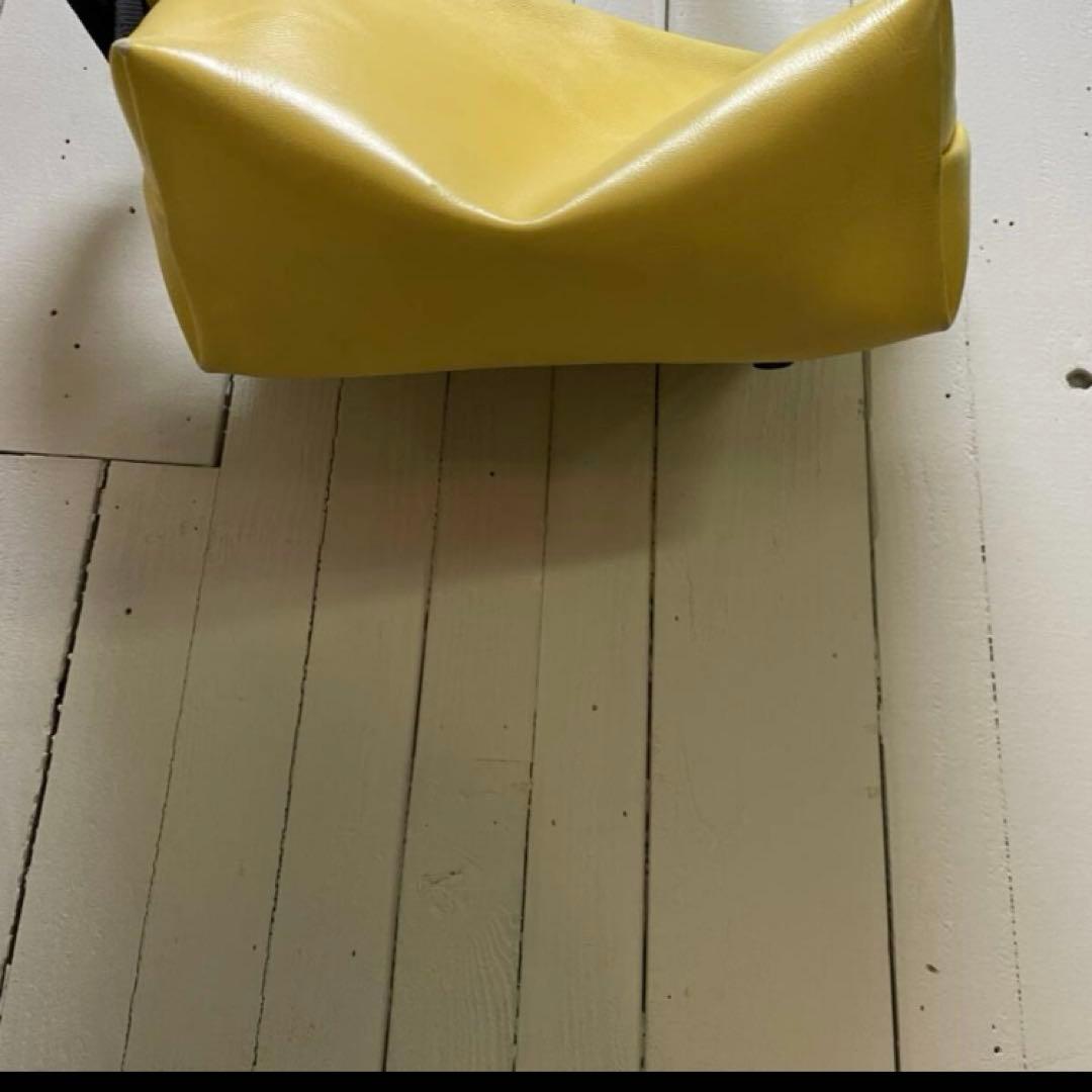 Uni&co.メッセンジャーバッグ ヌメ革 レザーバック 黄XZ 3736ADU