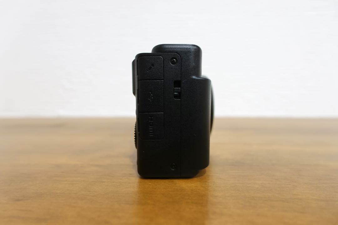 デジタルカメラ SONY ZV-1M2