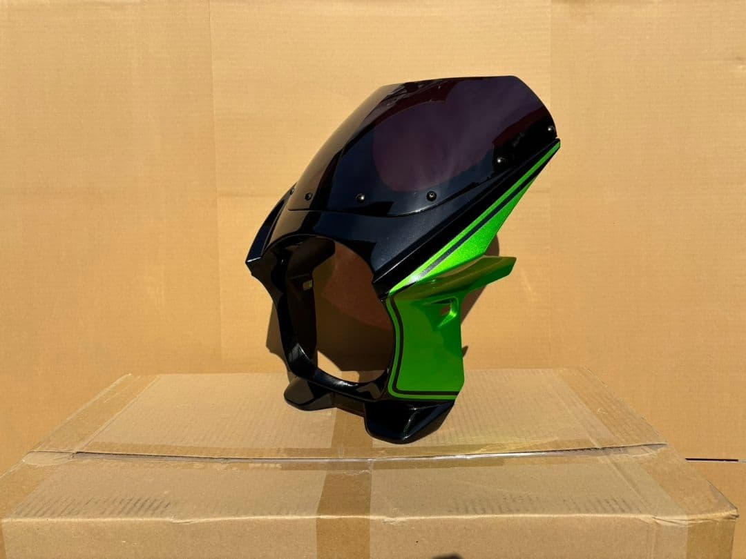 新品！Kawasaki/Z900RS/ビキニカウル/2025/グリーンボール - メルカリ