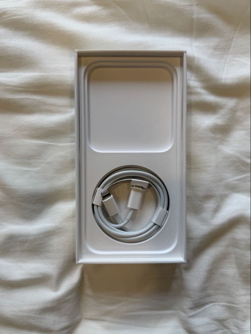 【極美品】iPhone14Pro 128GB SIMフリー　ホワイト