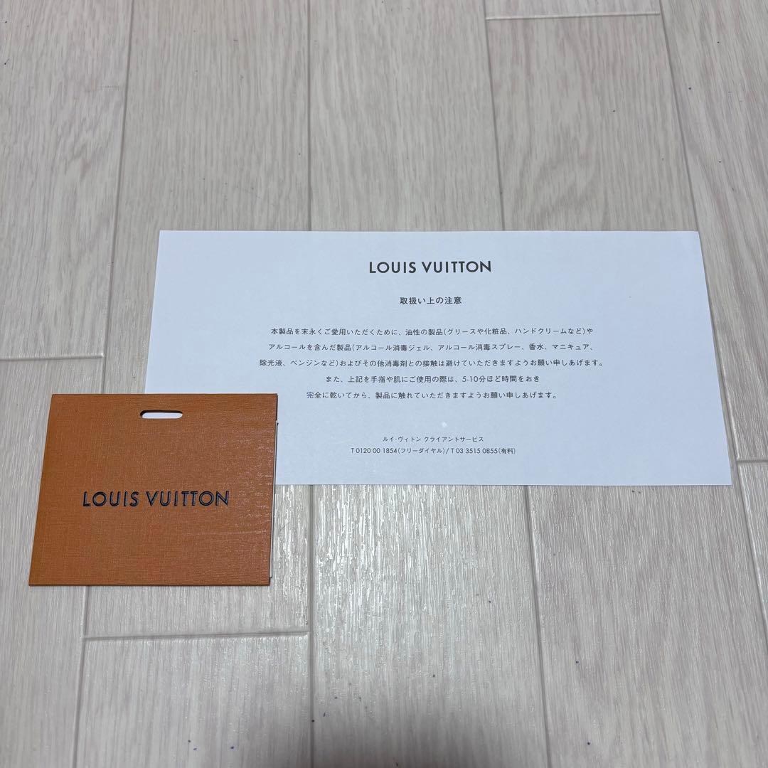 極美品 ルイヴィトン LV パイロット ウェアラブル ウォレット 黒 4K32