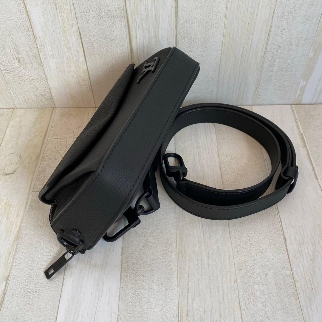 極美品 ルイヴィトン LV パイロット ウェアラブル ウォレット 黒 4K32