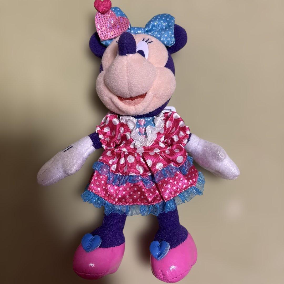 ミニーのファンダーランドぬいぐるみバッジ 2024 - メルカリ