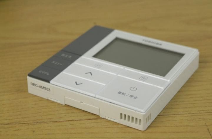 TOSHIBA 東芝】業務用エアコン用リモコン - メルカリ
