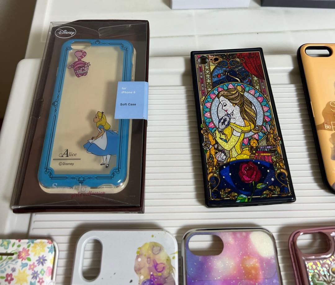 ディズニー、ラプンツェル、ベルのスマホカバー