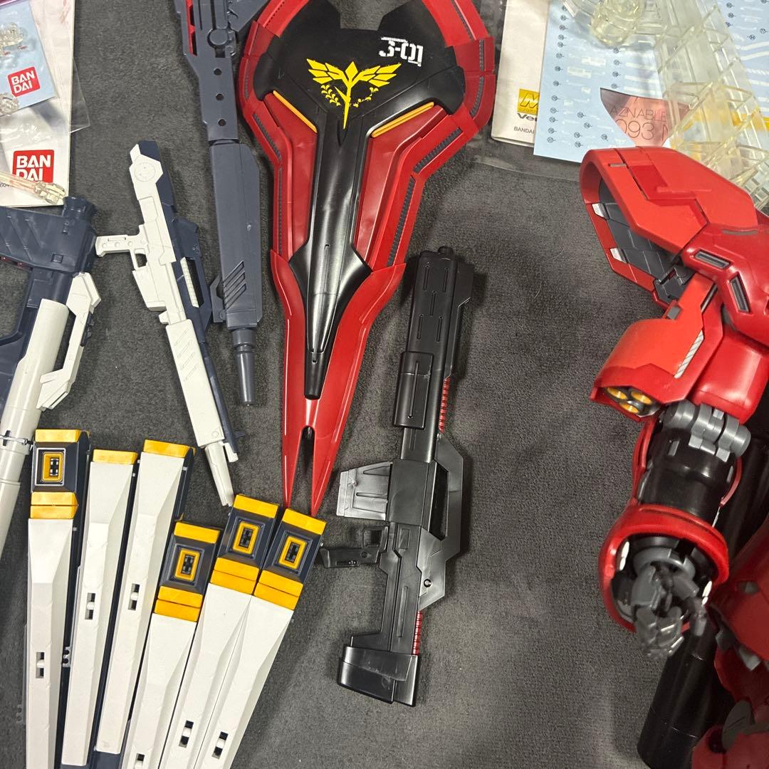 シ*グ様 ガンプラ（説明書付き）ジャンク品 MGνガンダム+サザビー ver