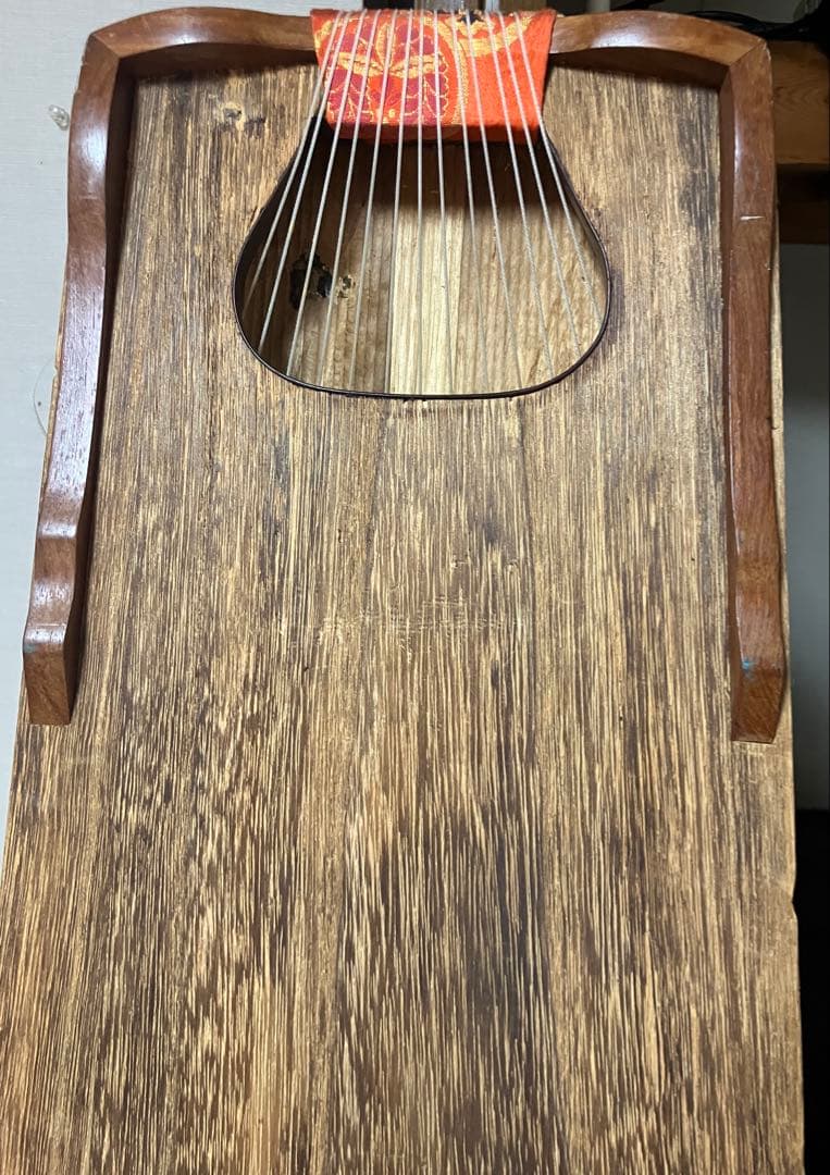 値引き 13弦 筝 並甲 すだれ彫り 甲に琴柱の倒れた跡少ない - メルカリ