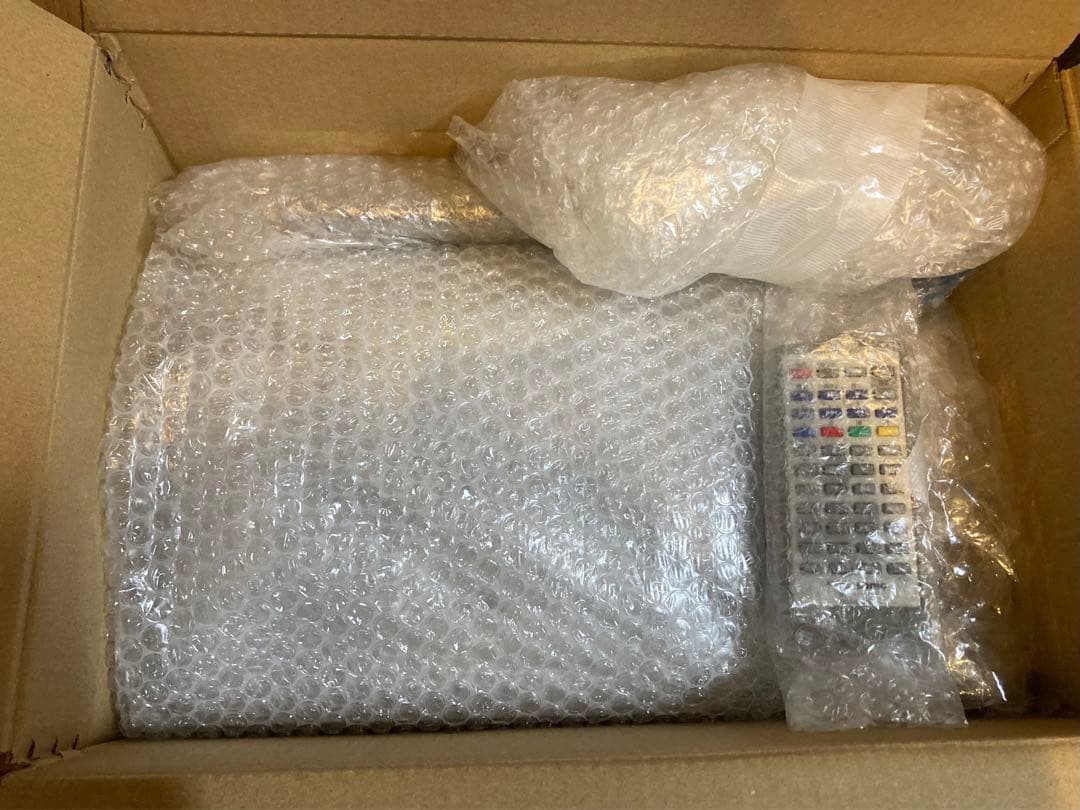 パナソニック製ポータブルブルーレイプレーヤー シルバー DMPB100☆中古良