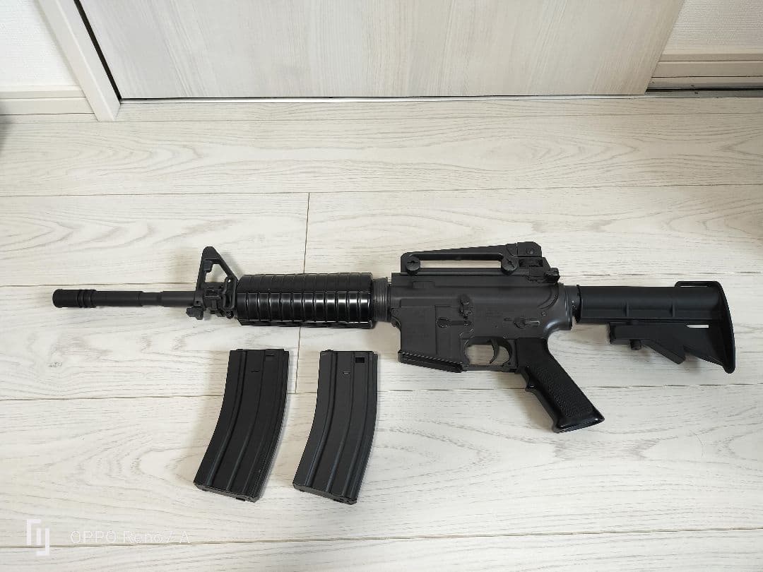 東京マルイ M4A1カービン スタンダード電動ガン 予備マガジン付き コルト M4A1カービン - 電動ガン スタンダードタイプ | 東京マルイ